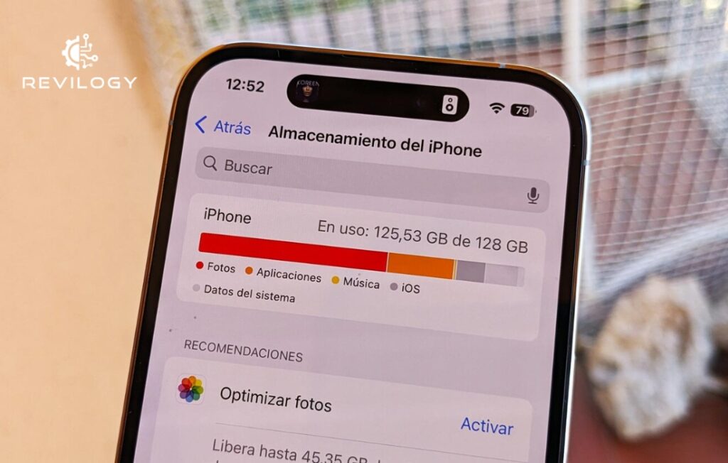 Captura de pantalla de la sección "Almacenamiento del iPhone" en los ajustes de iOS.